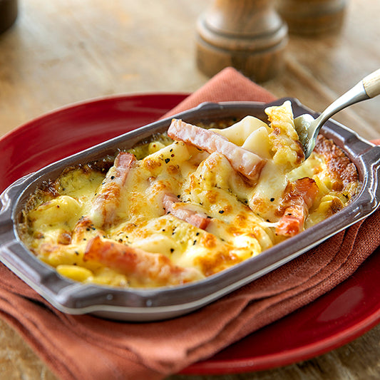 洋麺屋ピエトロ 焼きカルボナーラグラタン -5種チーズとごろっとベーコン-/1人前