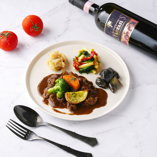 じっくり煮込んだビーフシチュー 赤ワイン仕立て/1個入り