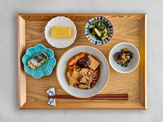 コク旨さっぱり 牛肉のトマトすき焼き/1個入り